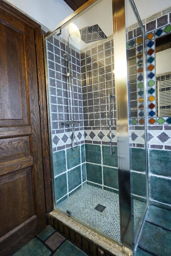 Borgo Dora House *
