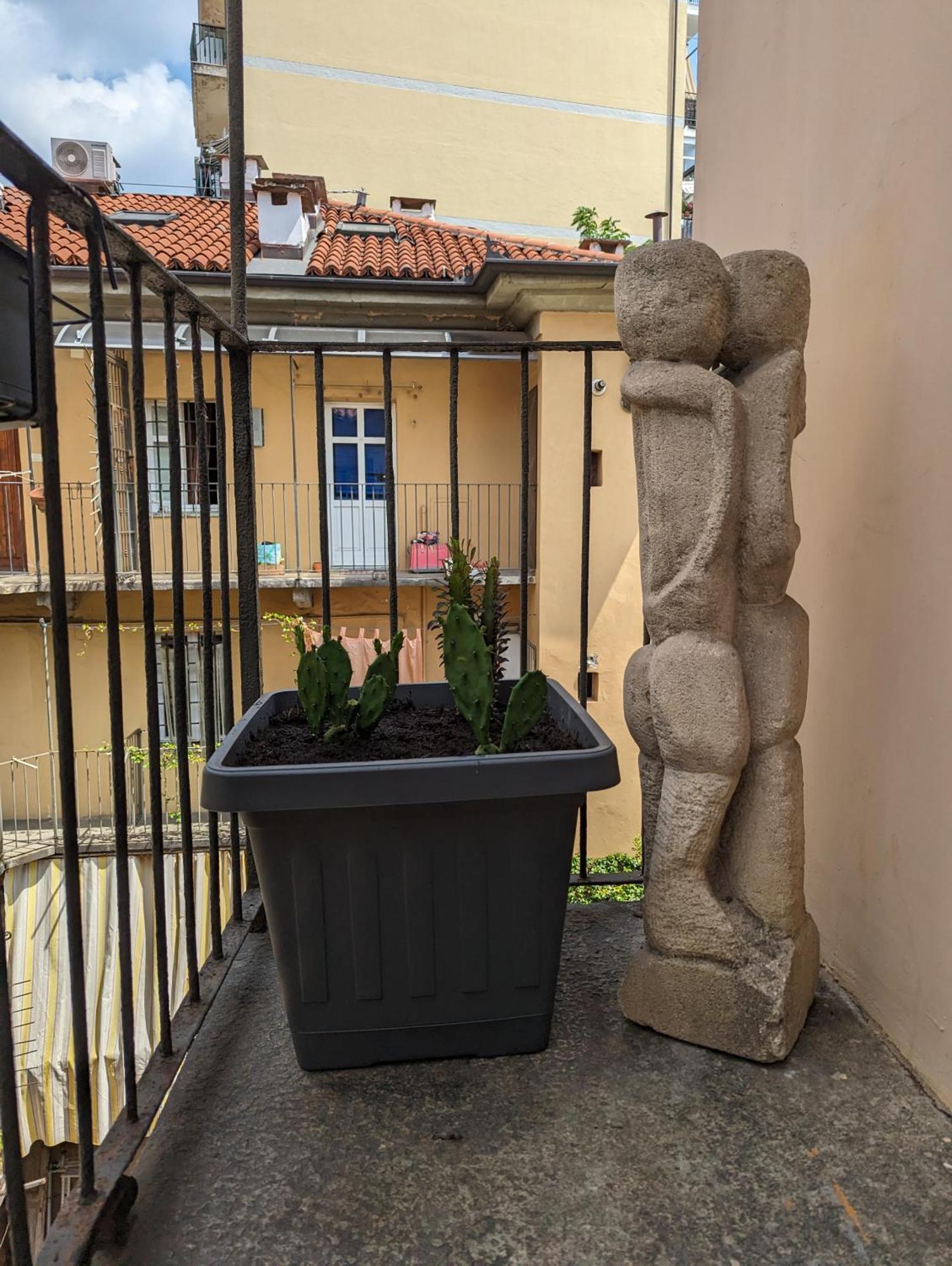 Borgo Dora House * Turín